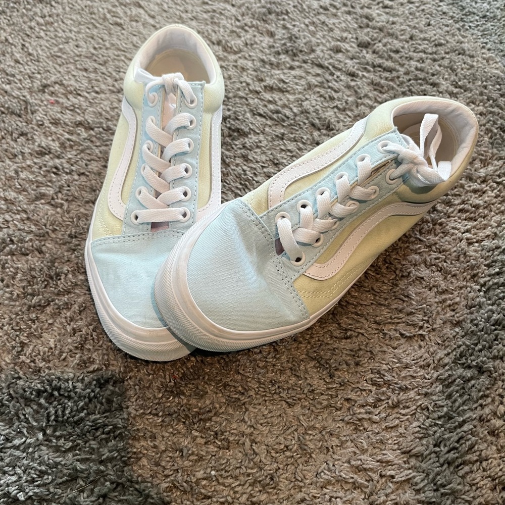 Vans sneakers